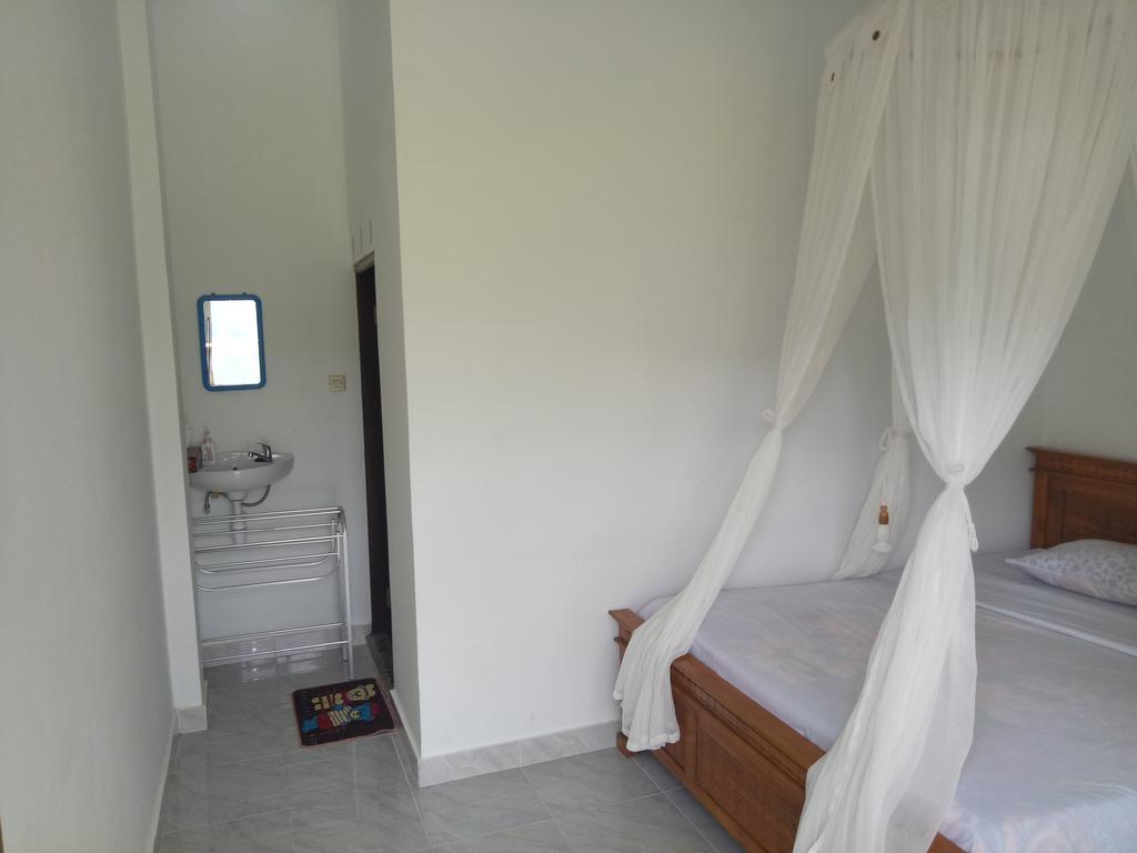 Aris Homestay And Warung Made Munduk Exterior foto